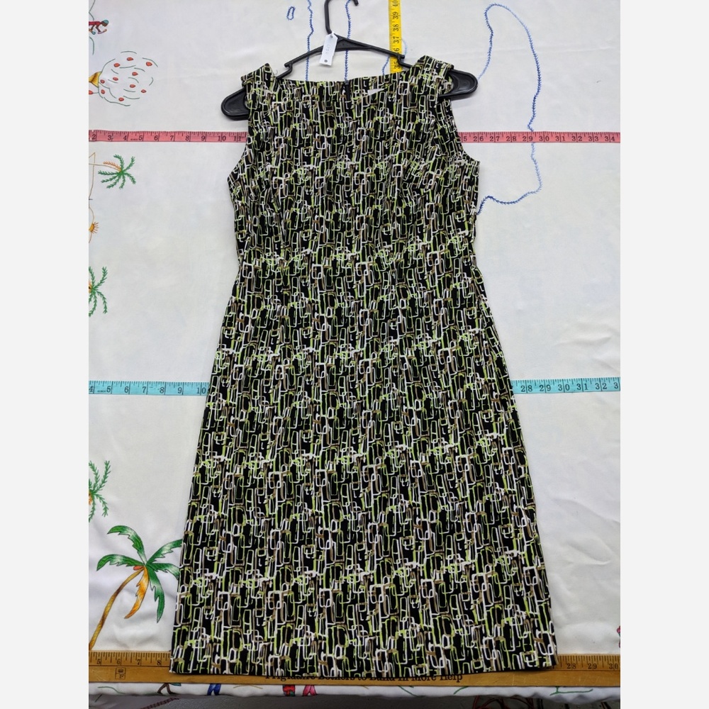 Women's Size 4 Dress Barn Dress